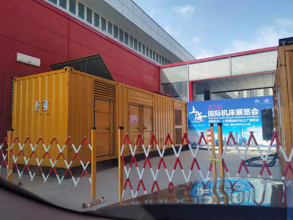 钦南出租发电机-柴油发电机和汽油发电机哪个更好一些？